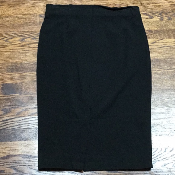 Black Dynamite Slim Skirt - Picture 2 of 8